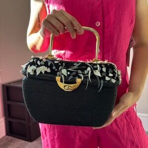 Vintage‎ 40's Wooven Straw Beaded Shell Bag - Gold hardware - Medium